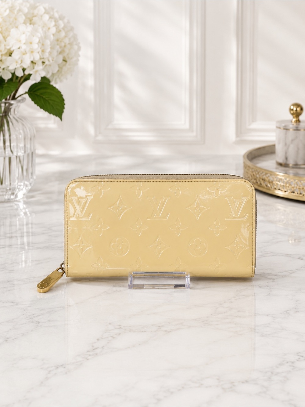 Louis Vuitton Vernis Cream Patent Leather Long Zip Wallet – Light Pink Interior